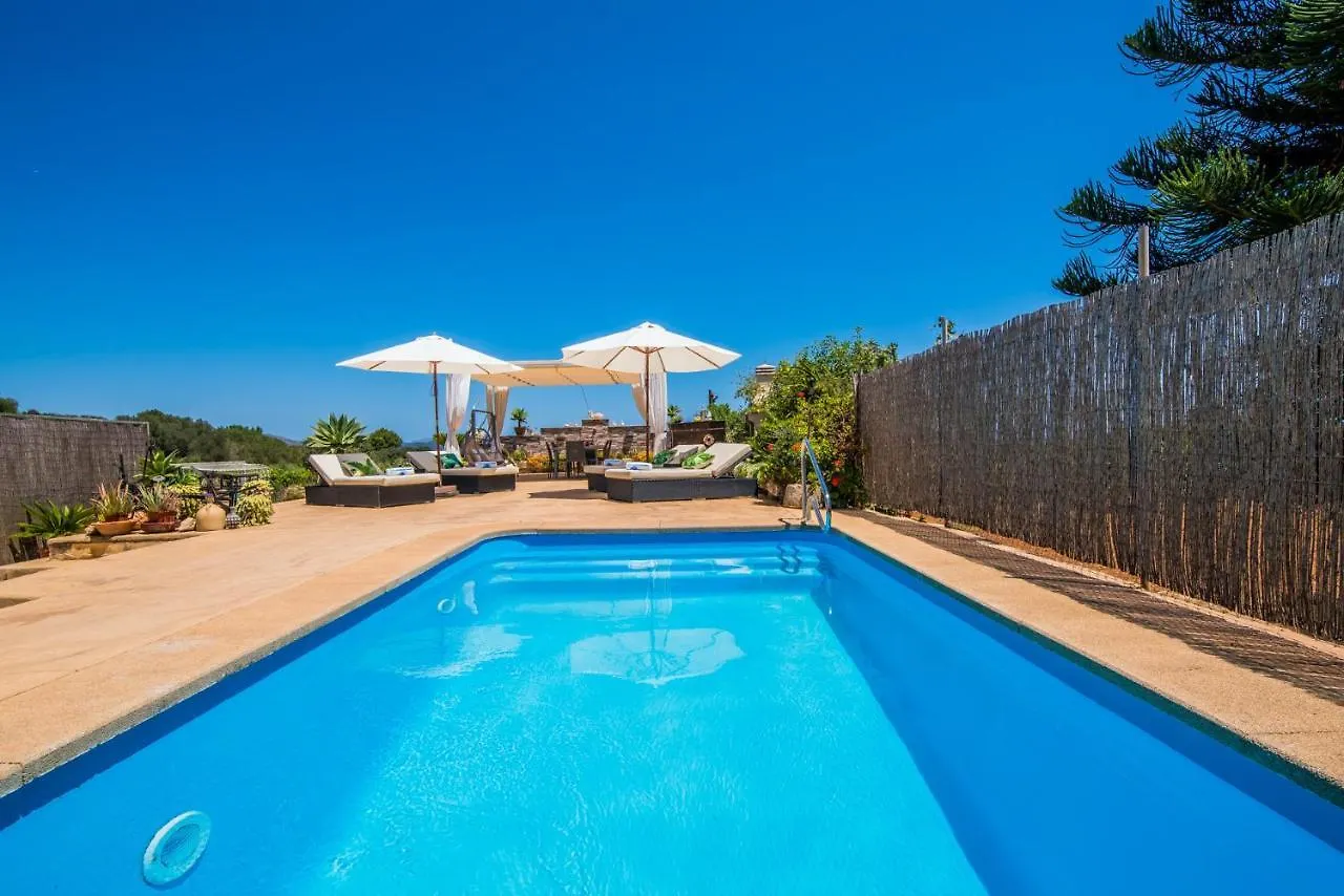 Ideal Property Mallorca - Els Moyans Muro